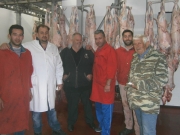 Έμποροι και κτηνοτρόφοι και κρεοπώλες στα Διαδημοτικά Σφαγεία Τυρνάβου – Λάρισας