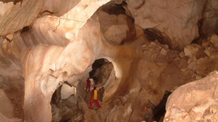 Σε σπήλαιο της Ελασσόνας το «μυστικό της ζωής»