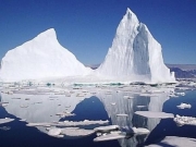 Λιώνει η Αρκτική, αυξάνεται η θερμοκρασία